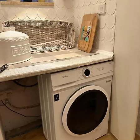 The Of An Artist Διαμέρισμα *