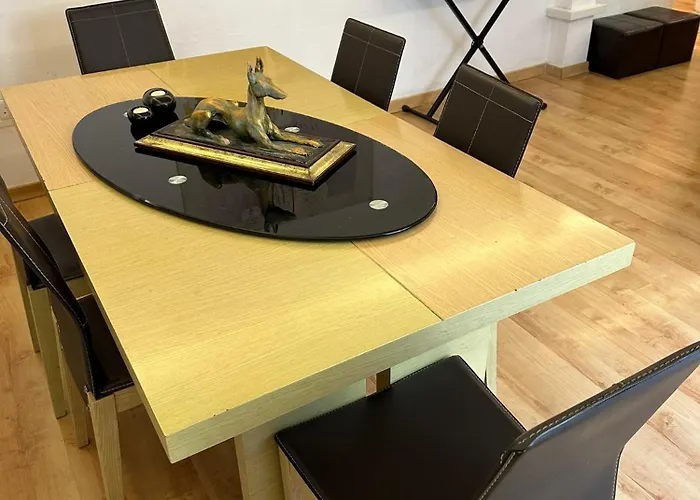 Daire The Of An Artist Gzira